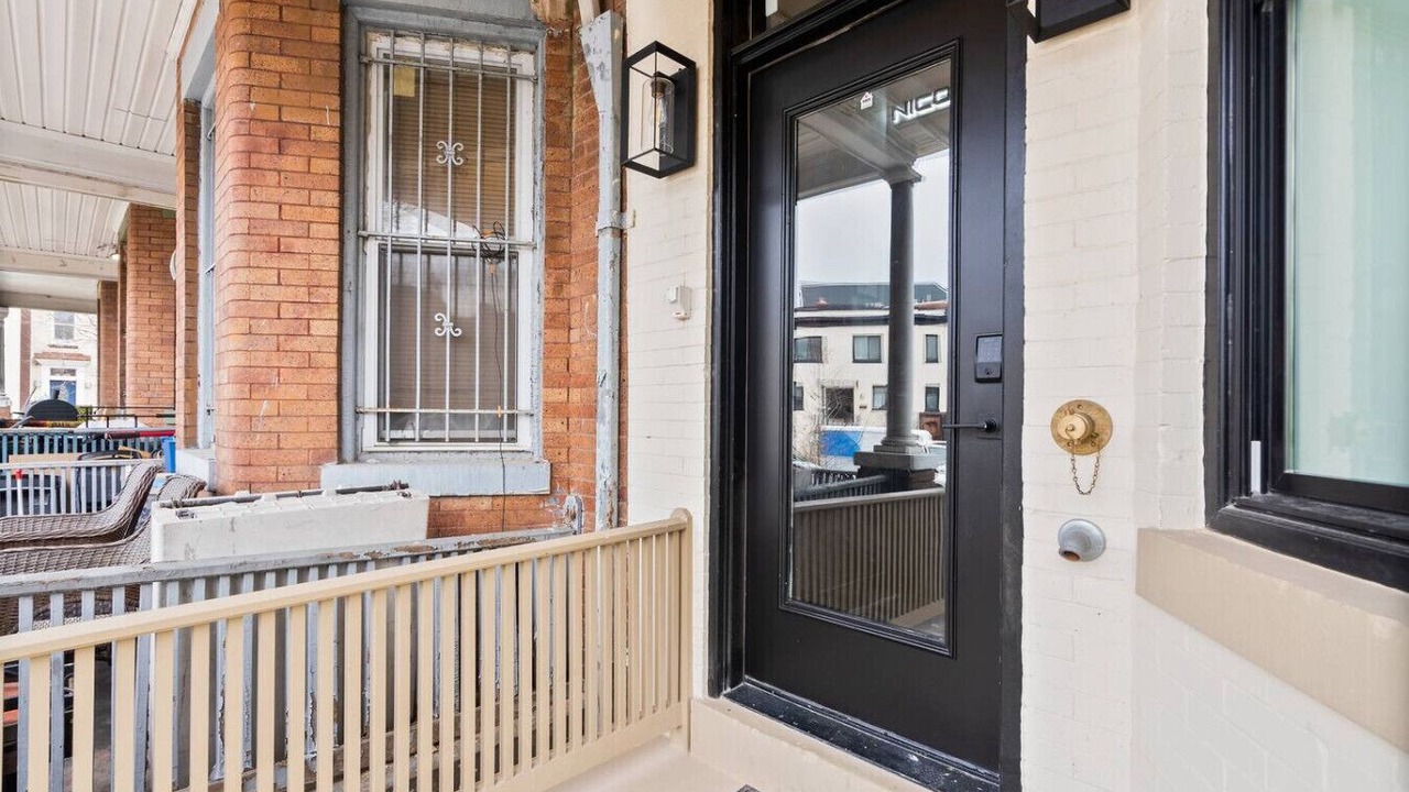 Photo of Outdoor in Bloomingdale