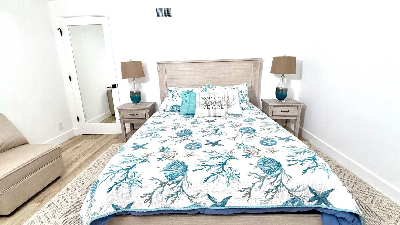 Photo of Bedroom in Silver Strand