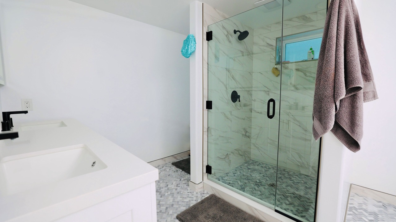 Photo of Bathroom in Silver Strand
