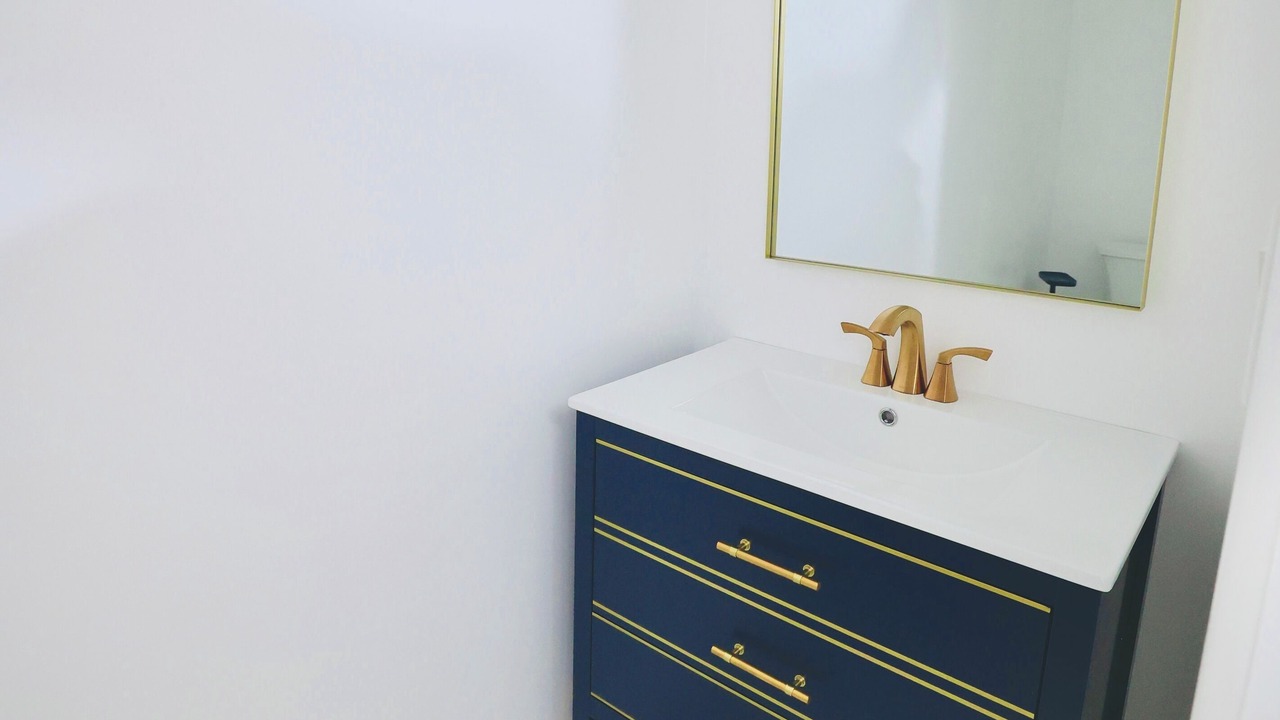Photo of Bathroom in Silver Strand