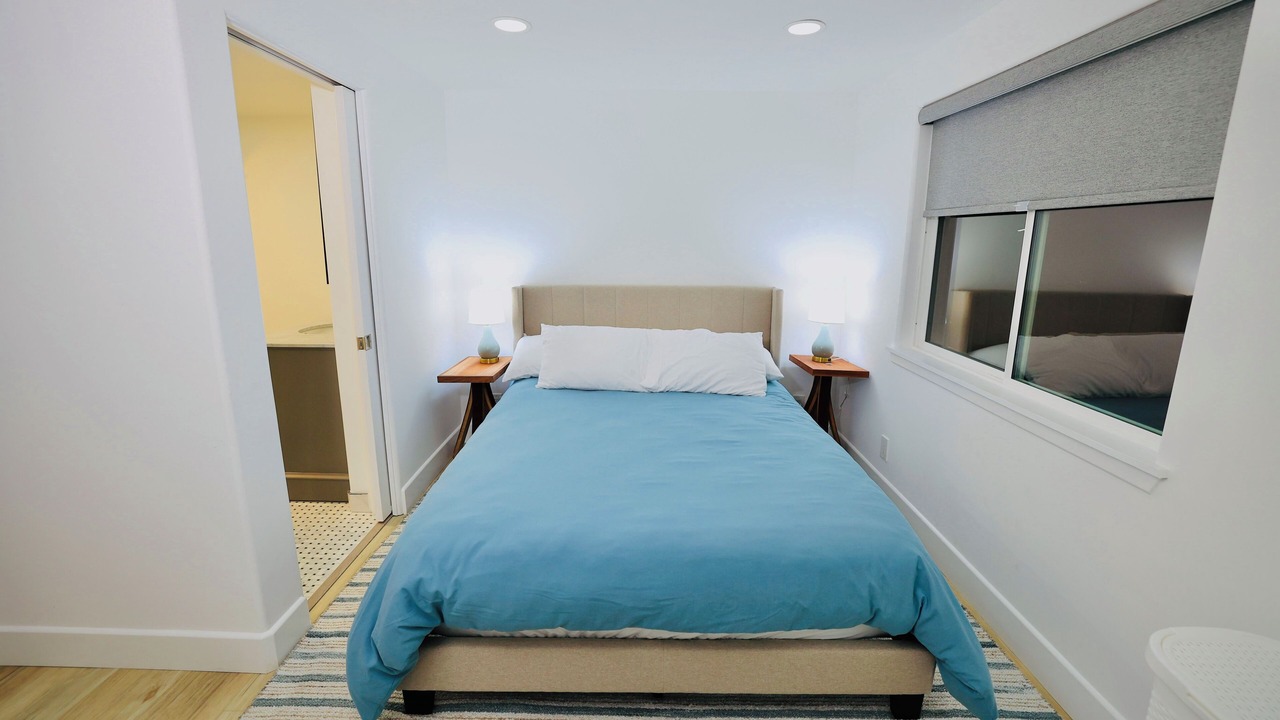 Photo of Bedroom in Silver Strand