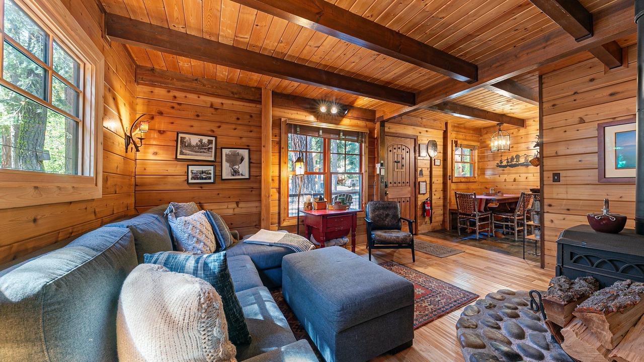 Photo of Livingroom in Tahoe Pines