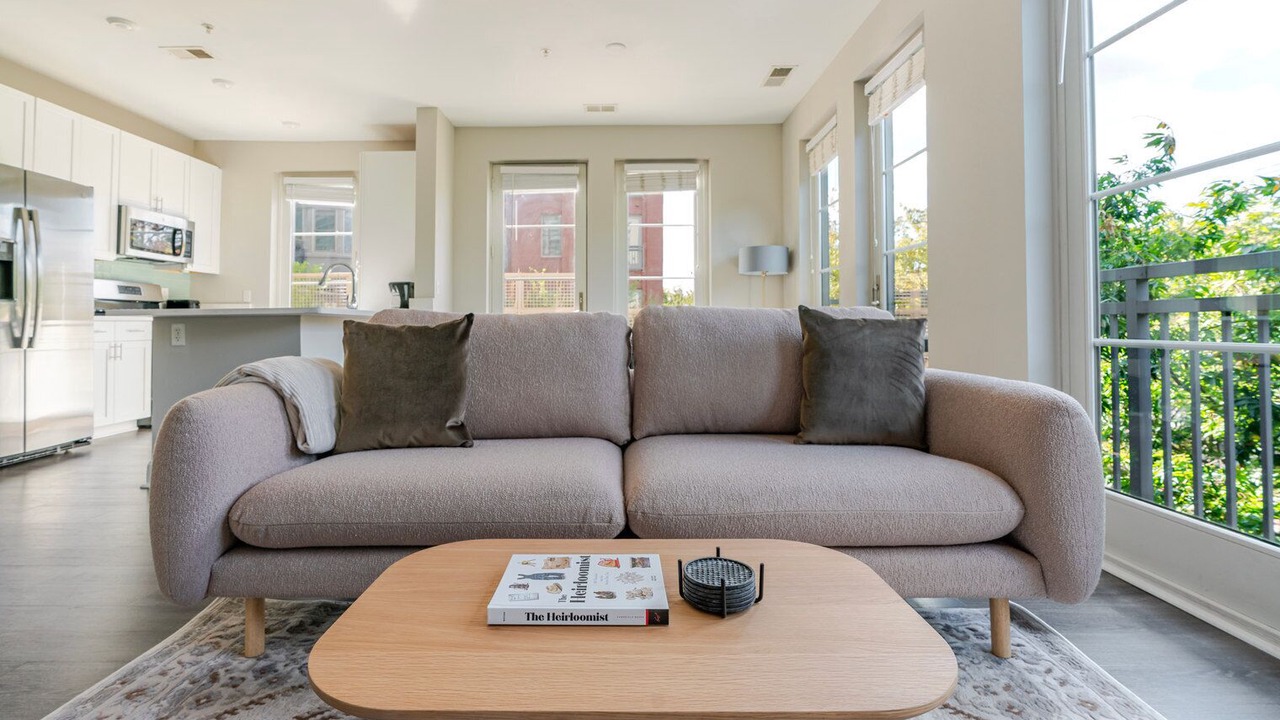 Photo of Livingroom in Bethesda