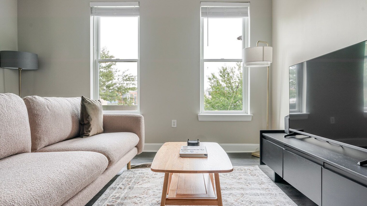 Photo of Livingroom in Bethesda