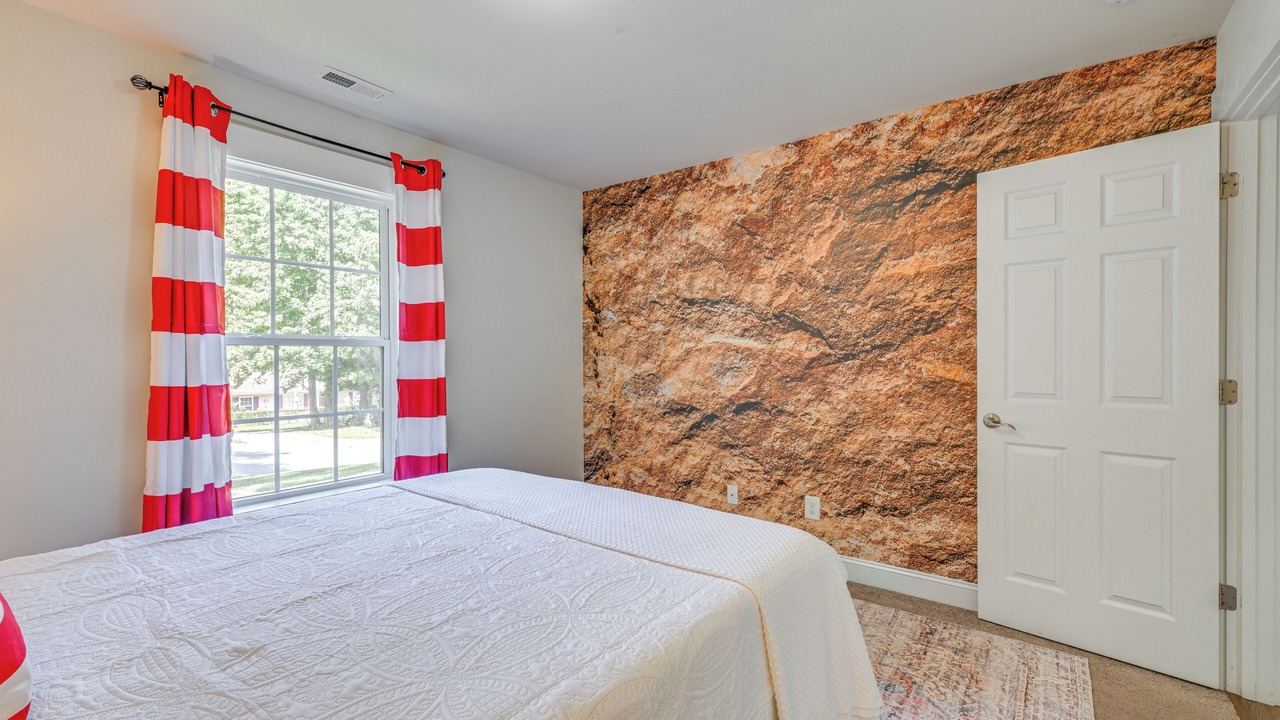 Photo of Bedroom in Paw Creek