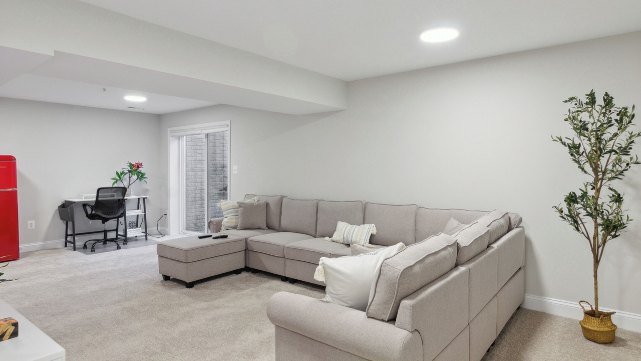 Photo of Livingroom in Colesville
