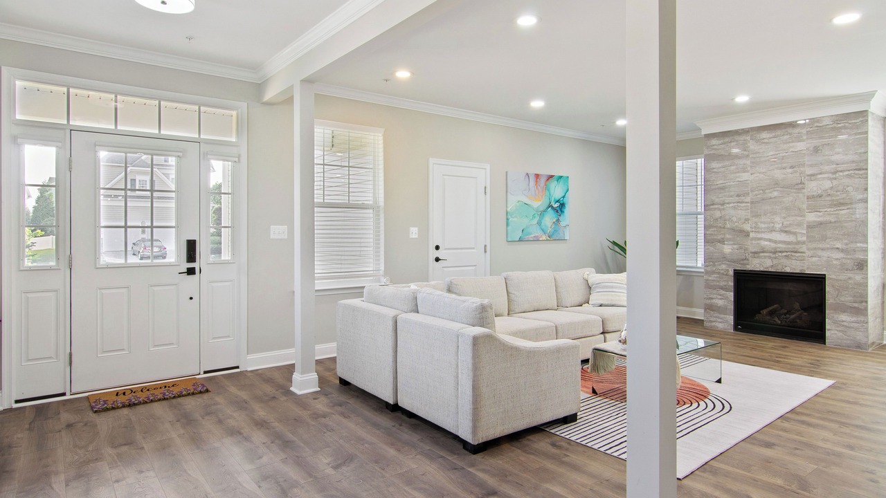 Photo of Livingroom in Colesville