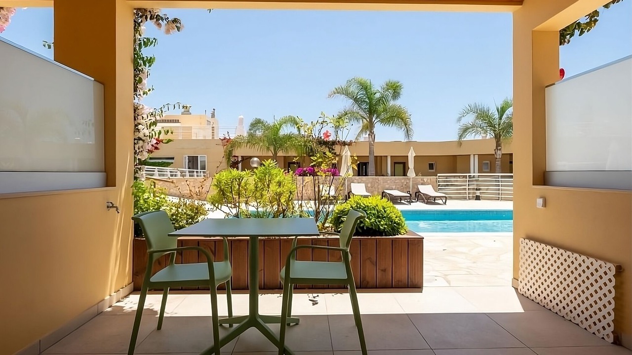 Photo of Outdoor in Luz