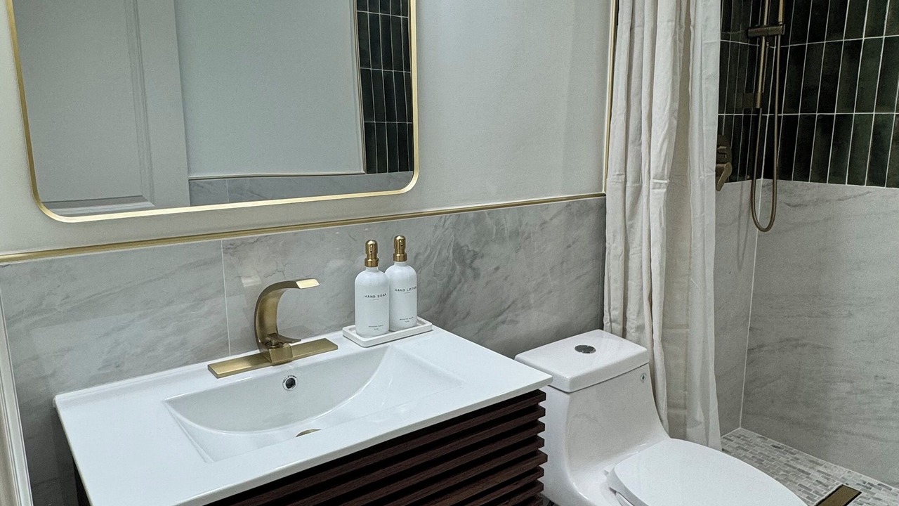 Photo of Bathroom in West Baltimore