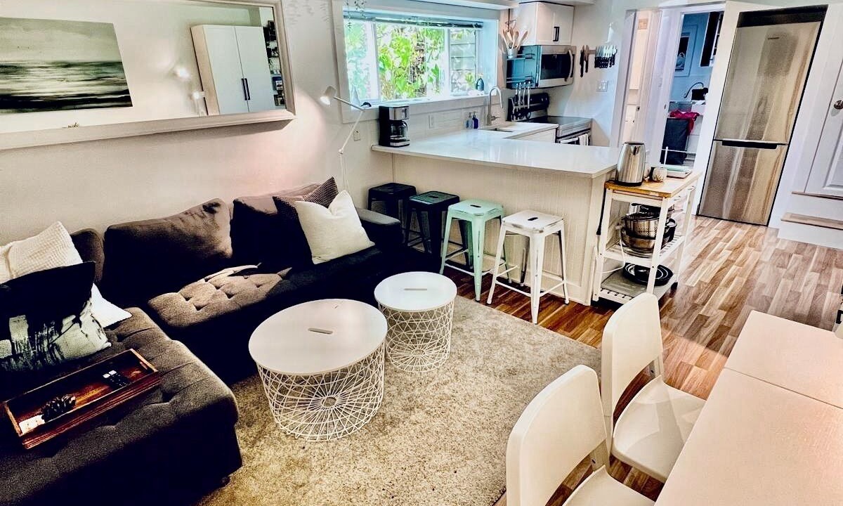Photo of Livingroom in District of North Vancouver
