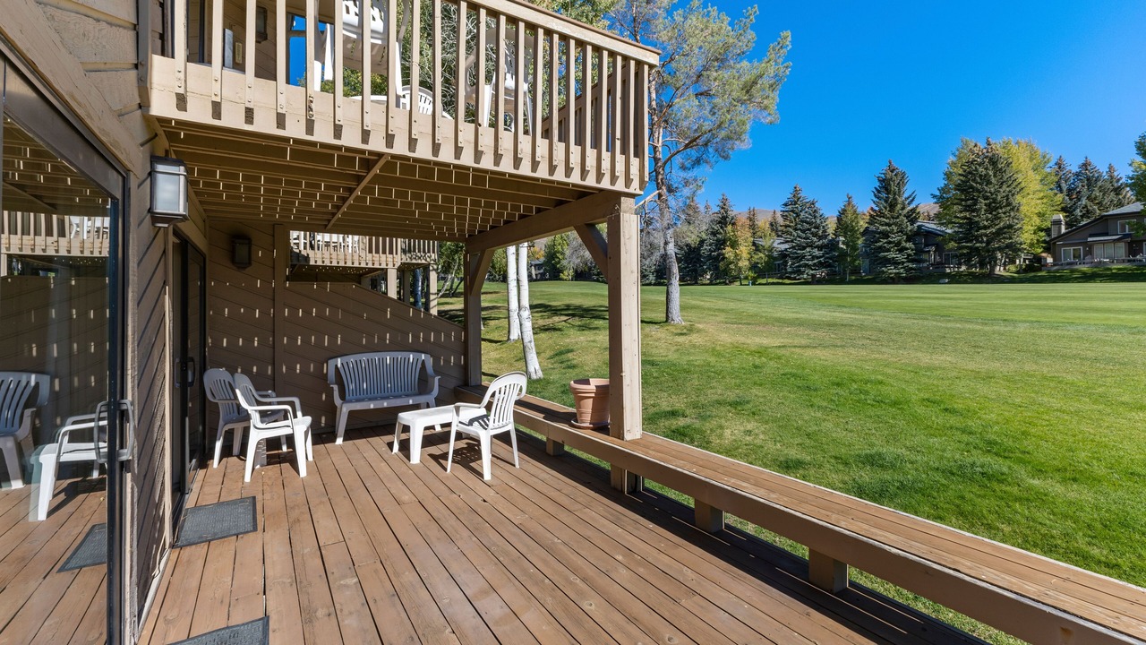 Photo of Outdoor in Elkhorn Village