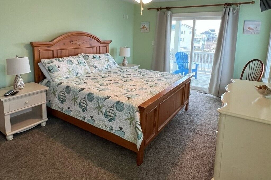 Photo of Bedroom in Rodanthe