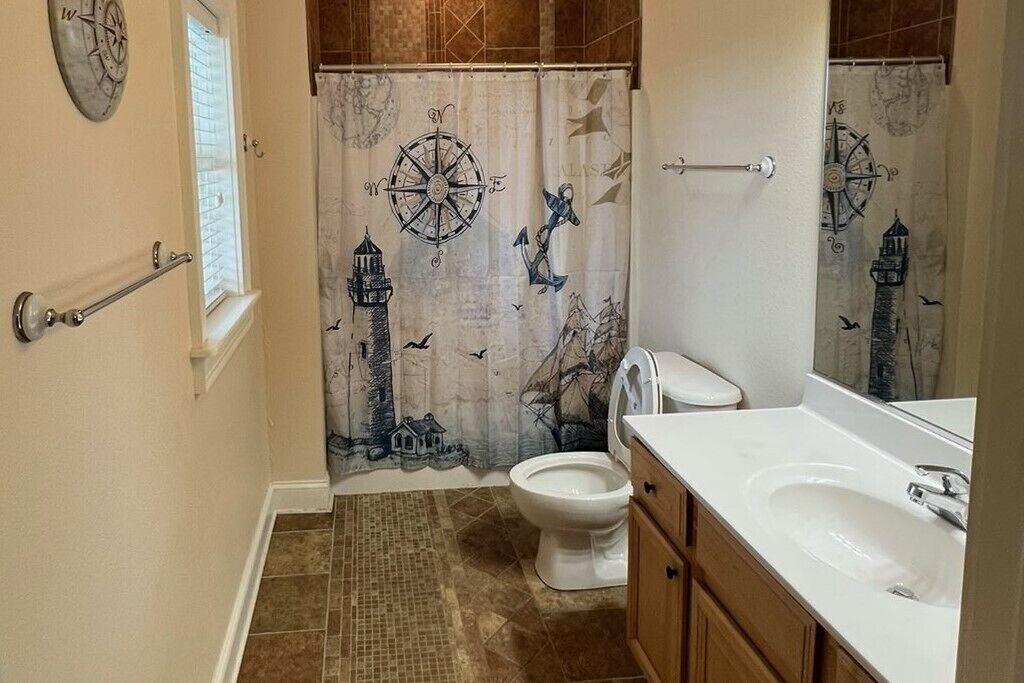 Photo of Bathroom in Rodanthe