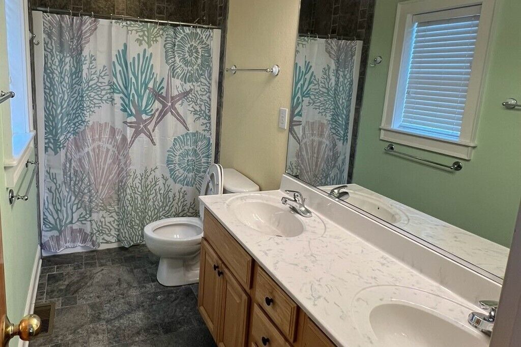 Photo of Bathroom in Rodanthe