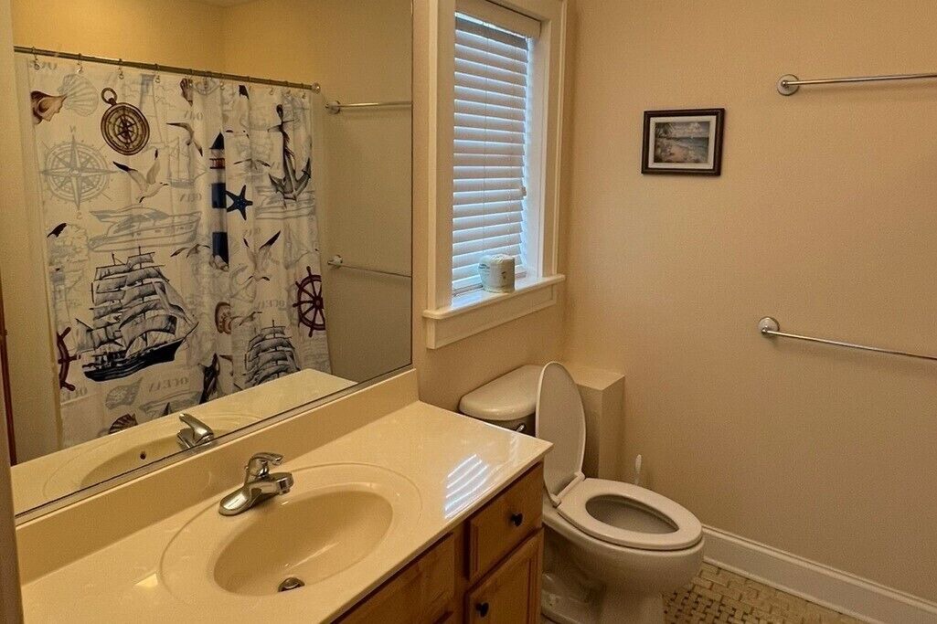 Photo of Bathroom in Rodanthe
