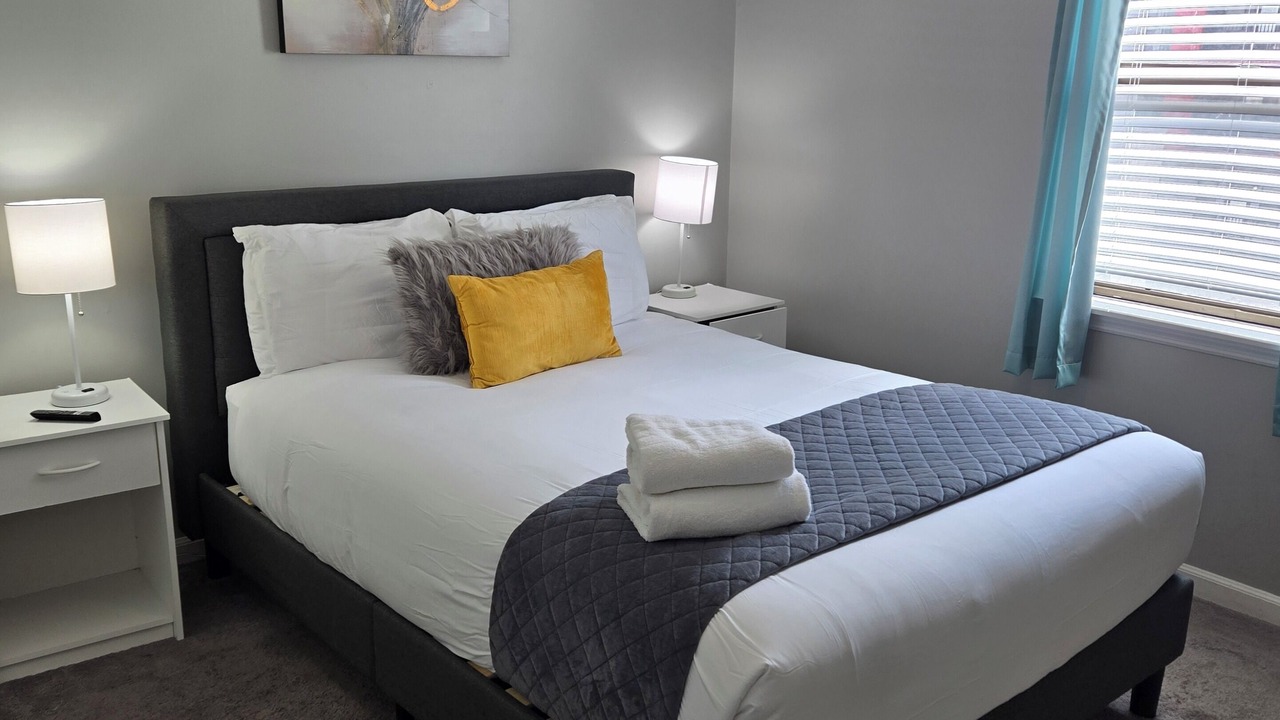 Photo of Bedroom in Midtown
