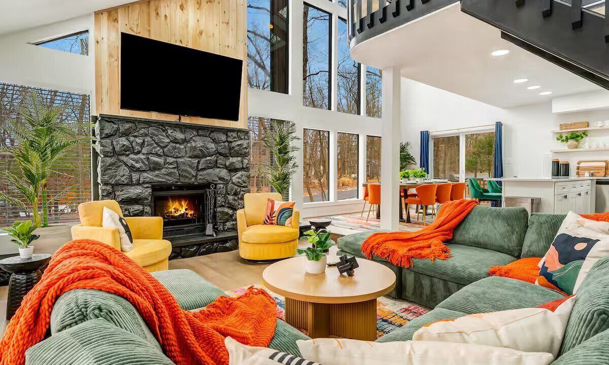 Photo of Livingroom in East Stroudsburg