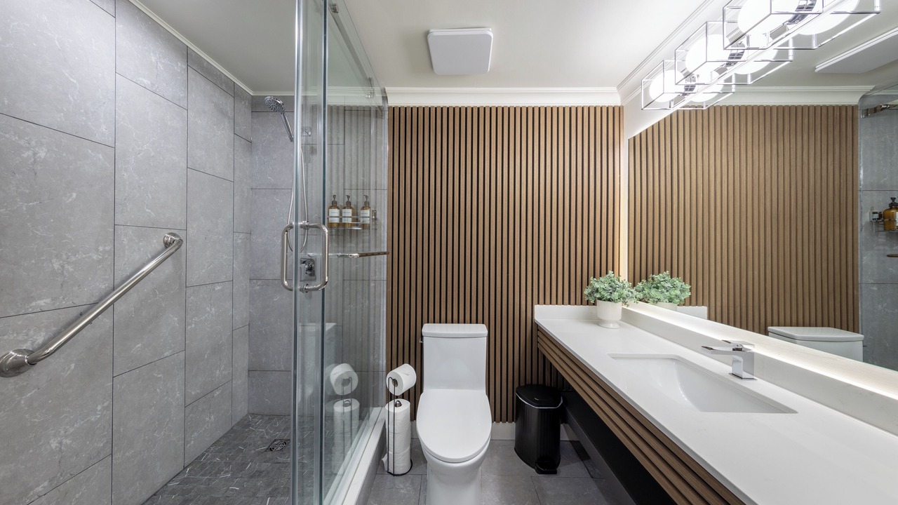Photo of Bathroom in Coal Harbour