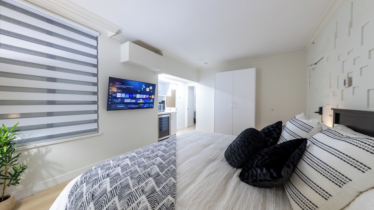 Photo of Bedroom in Coal Harbour