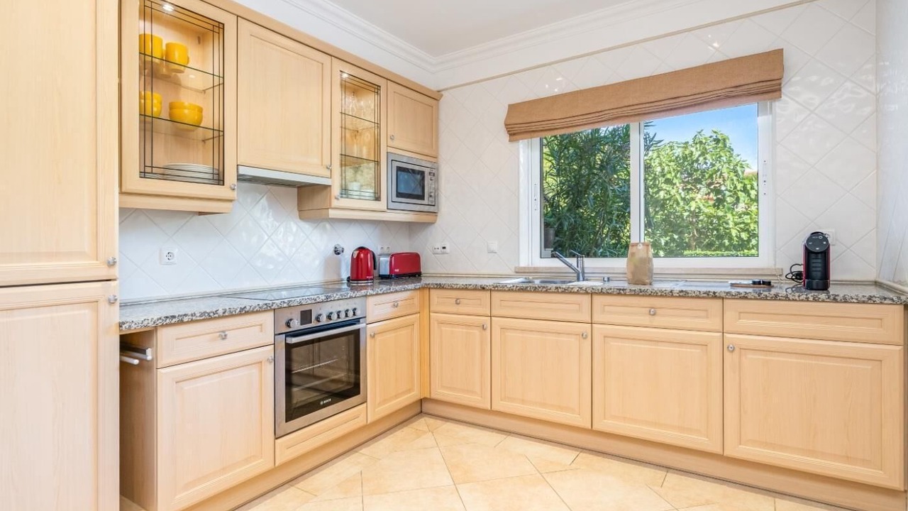 Photo of Kitchen in Atalaia