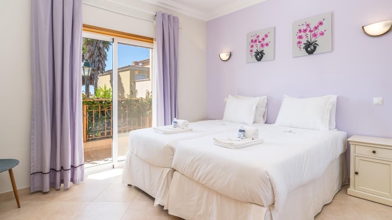 Photo of Bedroom in Atalaia