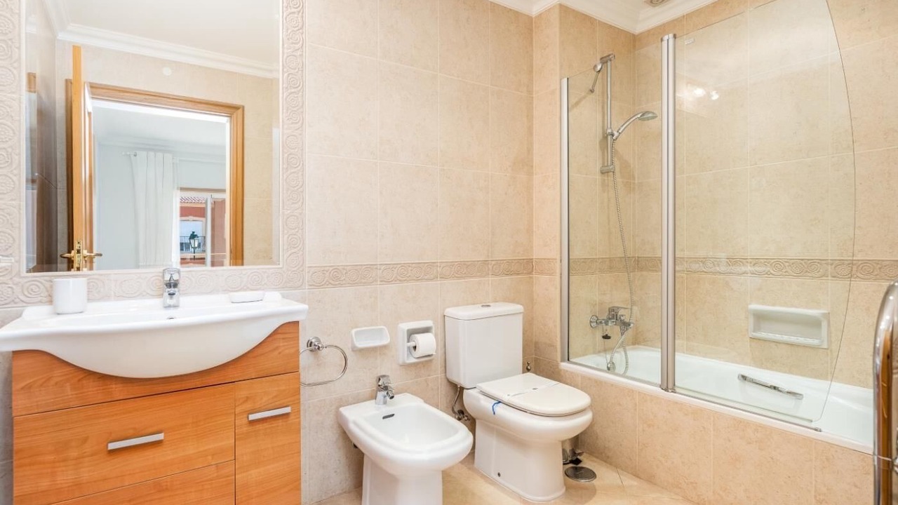 Photo of Bathroom in Atalaia