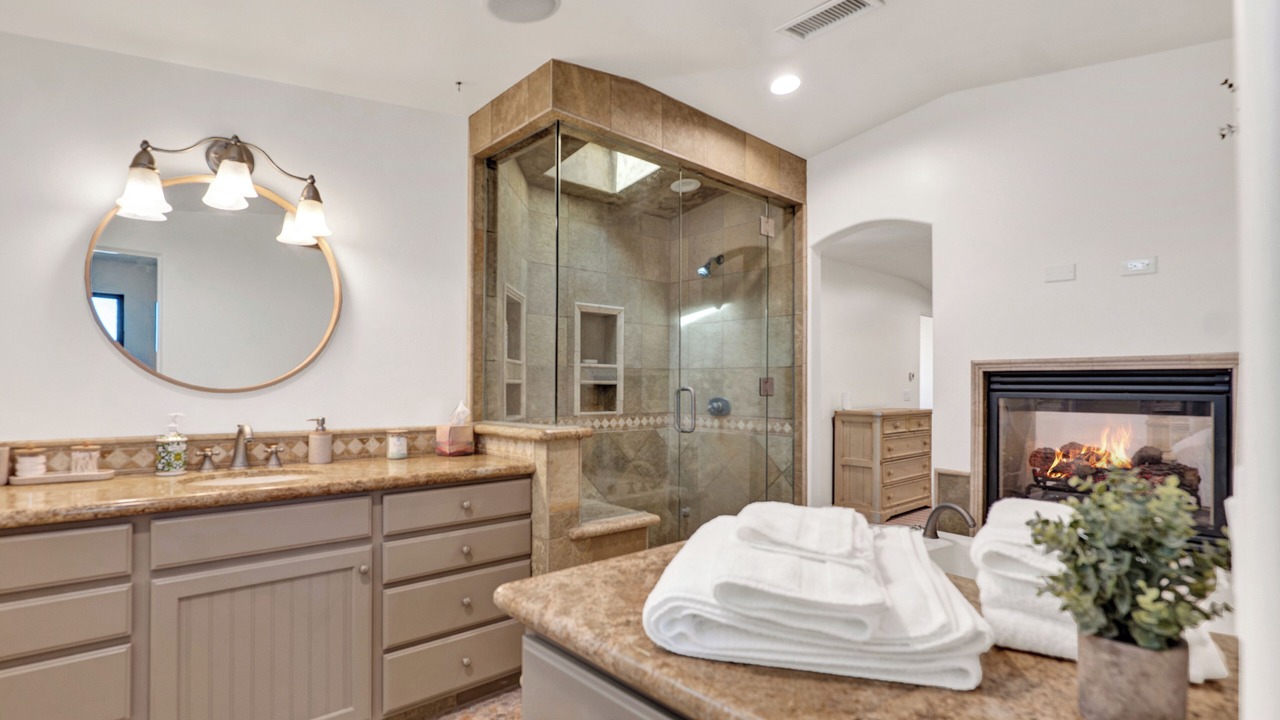 Photo of Bathroom in Silver Strand