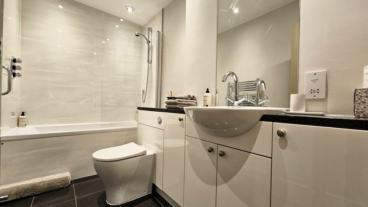 Photo of Bathroom in Comely Bank