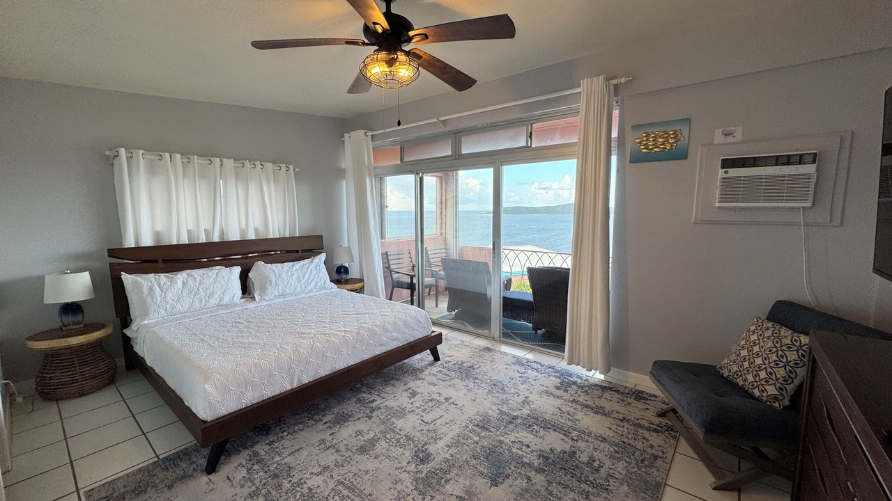 Photo of Bedroom in Estate Coakley Bay