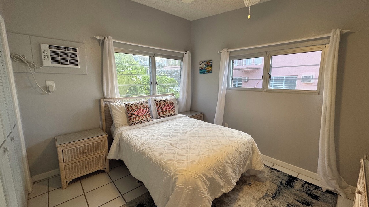 Photo of Bedroom in Estate Coakley Bay