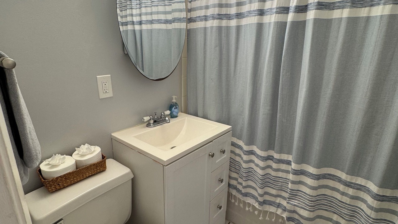 Photo of Bathroom in Estate Coakley Bay