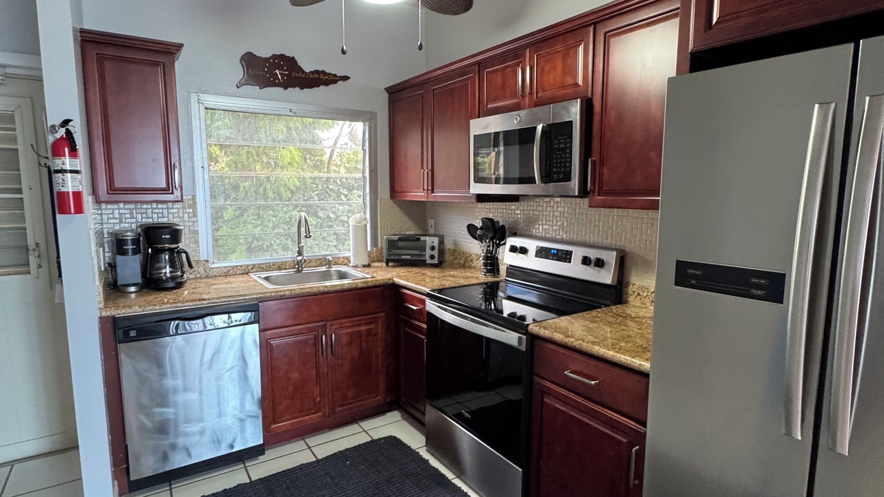Photo of Kitchen in Estate Coakley Bay