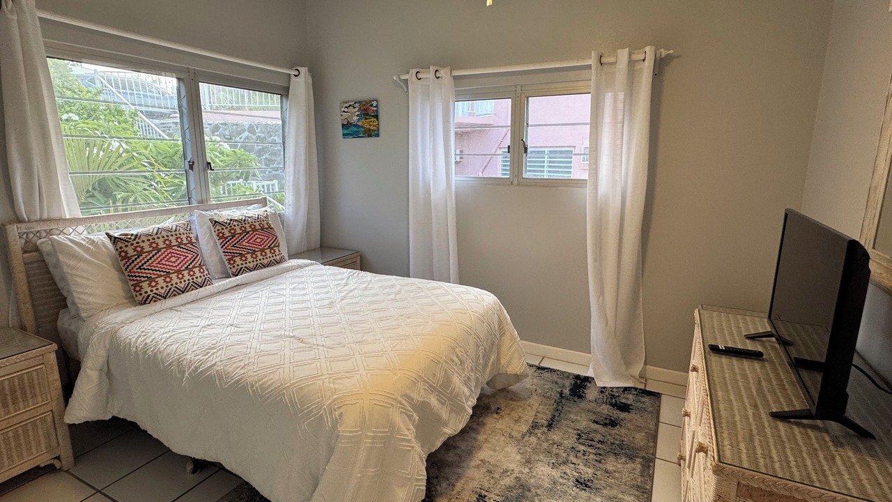 Photo of Bedroom in Estate Coakley Bay