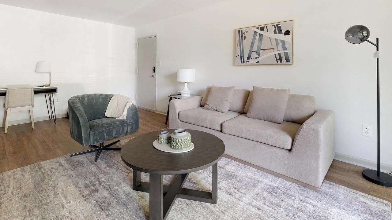 Photo of Livingroom in Greenbelt