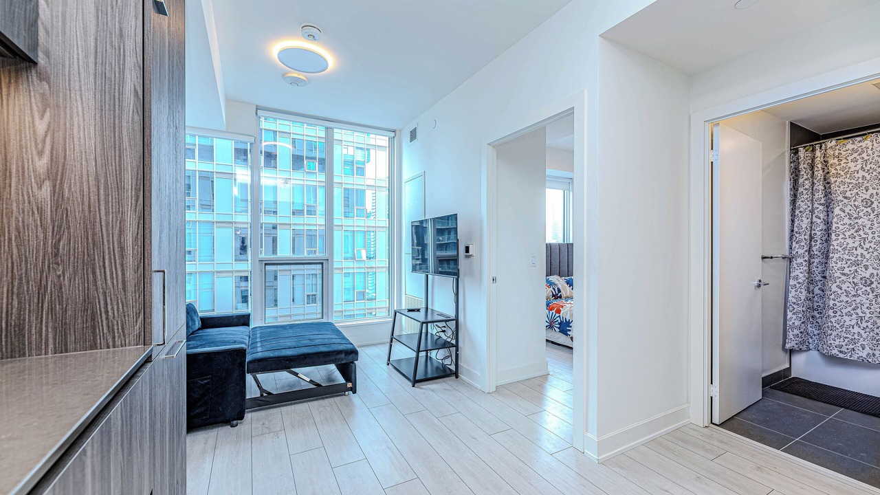 Photo of Livingroom in Toronto Entertainment District