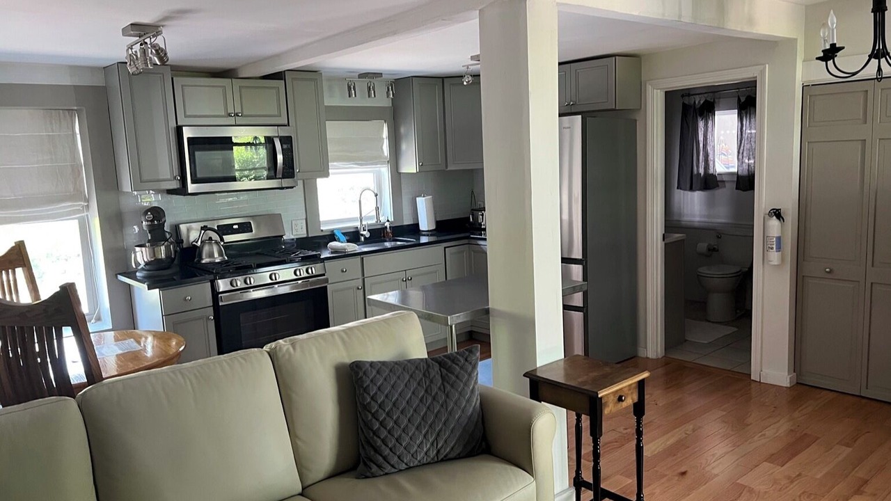 Photo of Livingroom in Provincetown