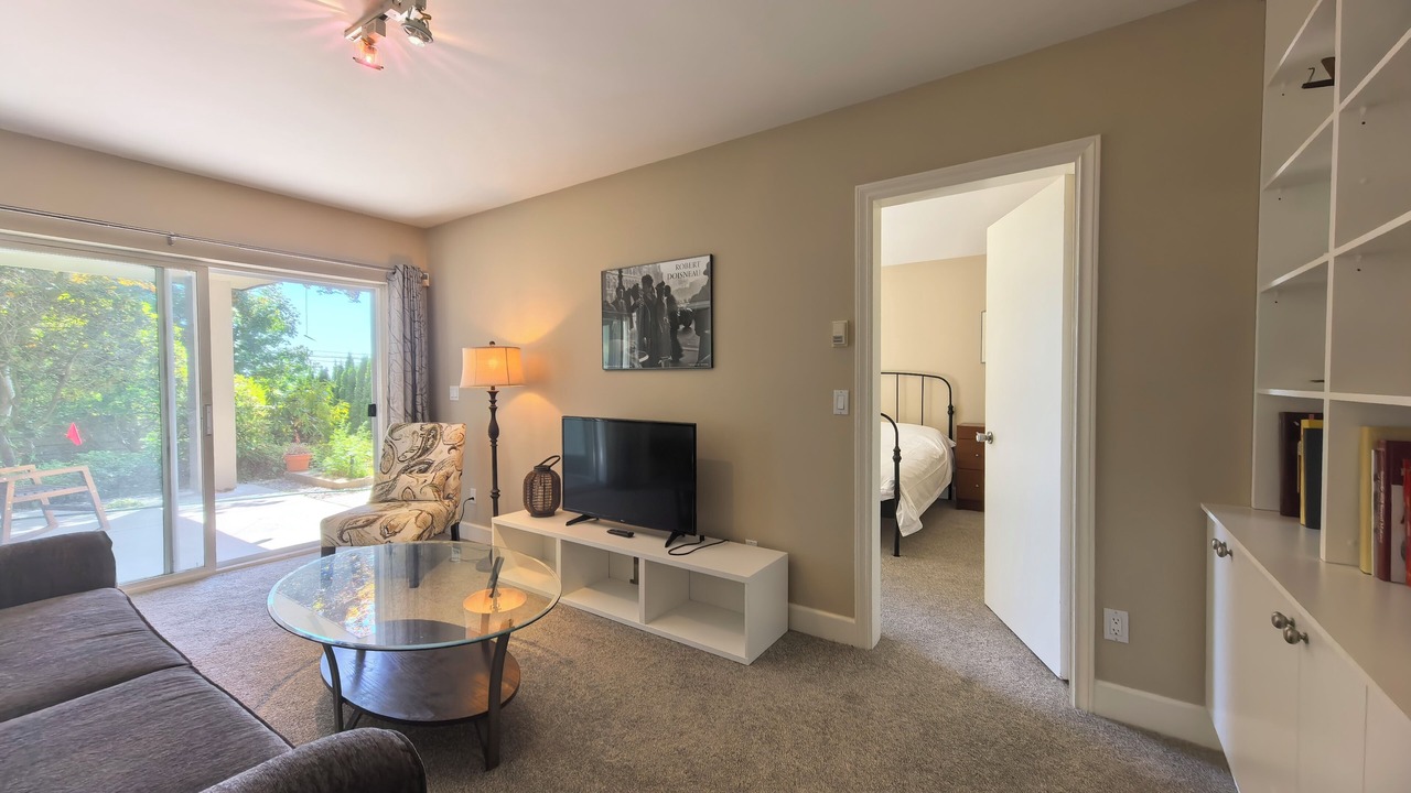 Photo of Livingroom in West Vancouver