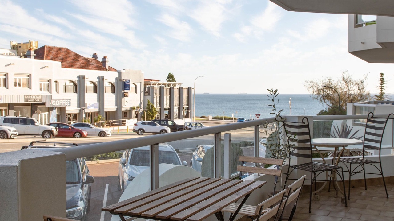 Photo of Others in Cottesloe