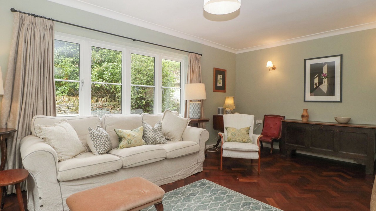 Photo of Livingroom in Nether Westcote