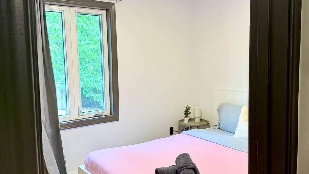 Photo of Bedroom in Lakeview