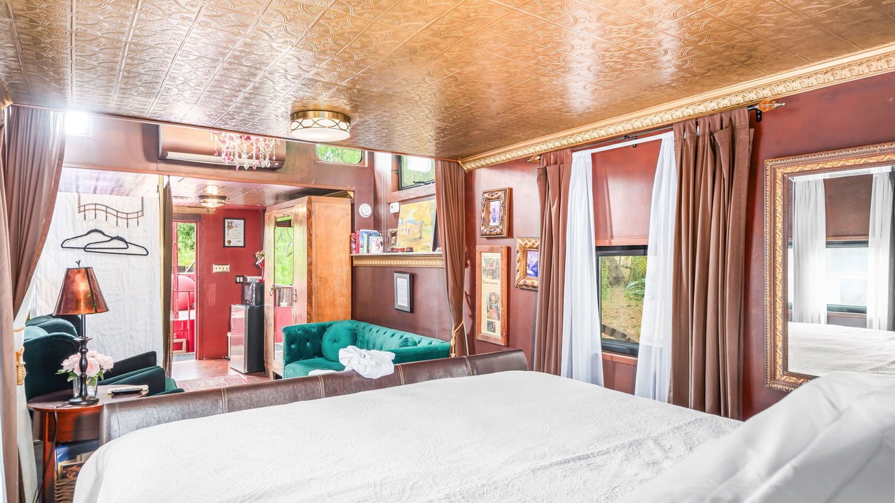 Photo of Bedroom in Agoura Hills