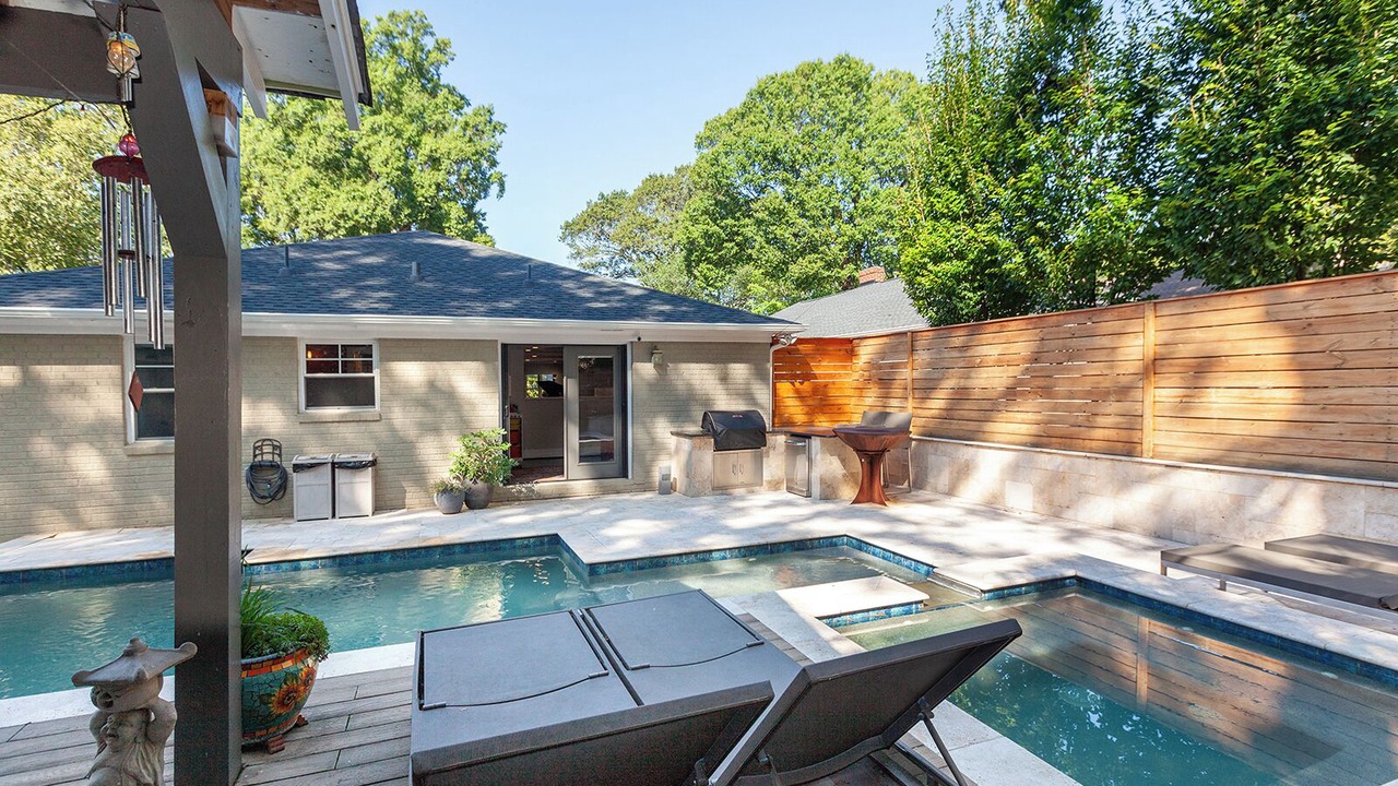 Photo of Outdoor in Plaza Midwood