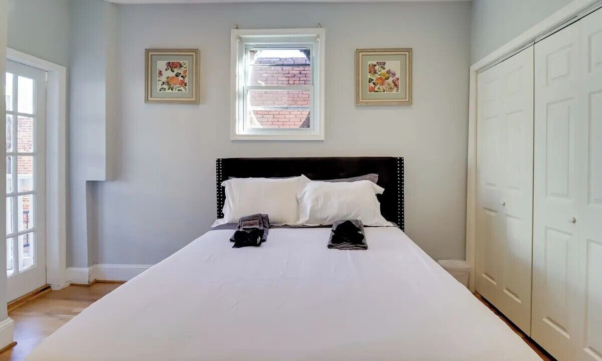 Photo of Bedroom in North Capitol Street