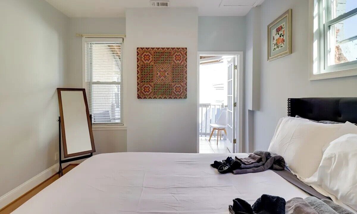 Photo of Bedroom in North Capitol Street