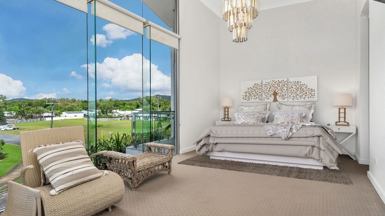 Photo of Bedroom in Mission Beach