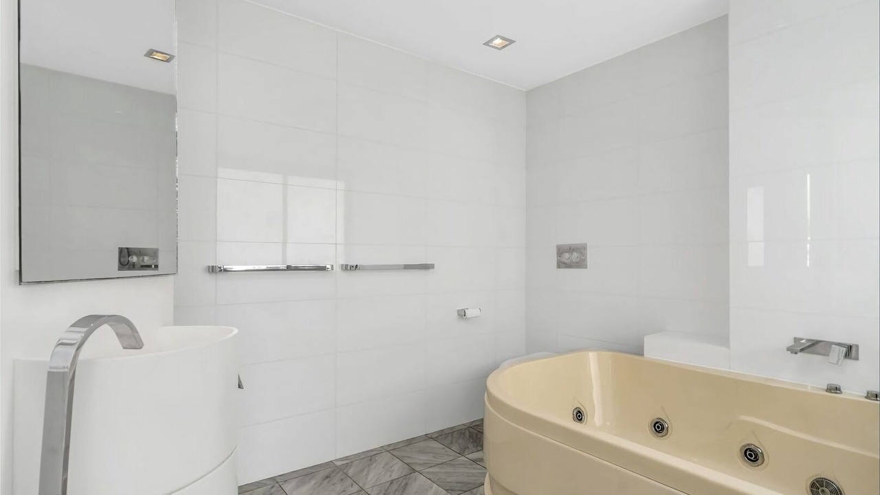 Photo of Bathroom in Mission Beach