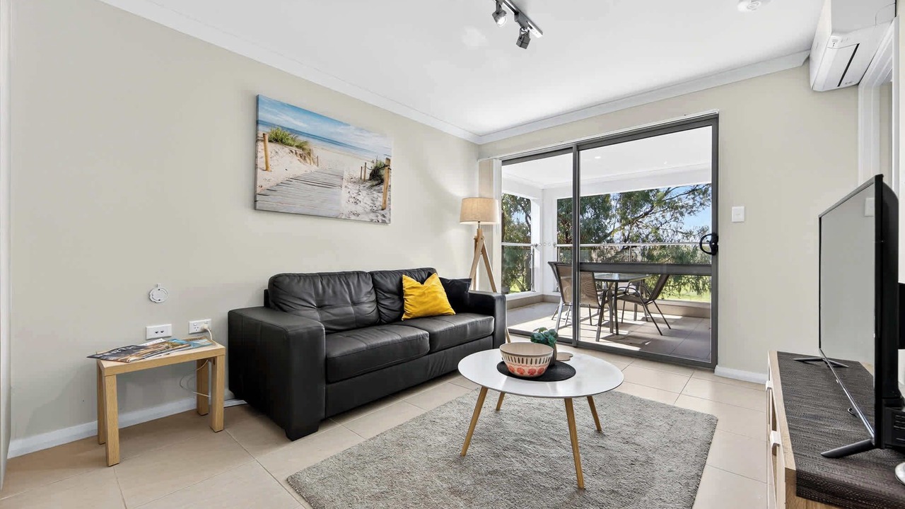 Photo of Livingroom in Rockingham
