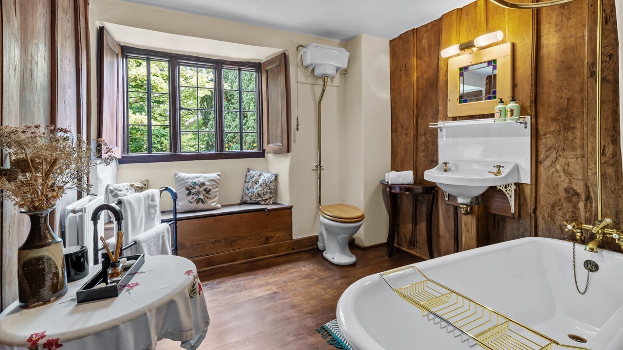 Photo of Bathroom in Whichford