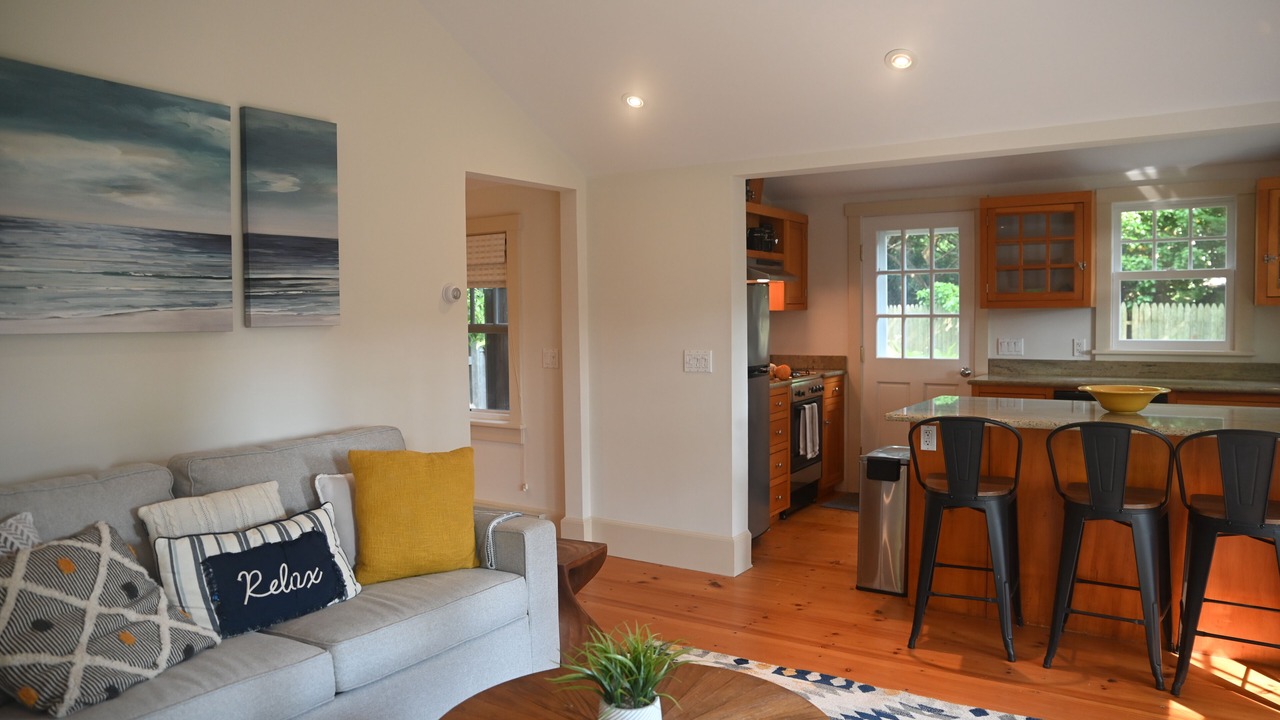 Photo of Livingroom in Wainscott