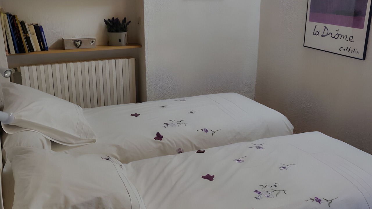 Photo of Bedroom in Queige